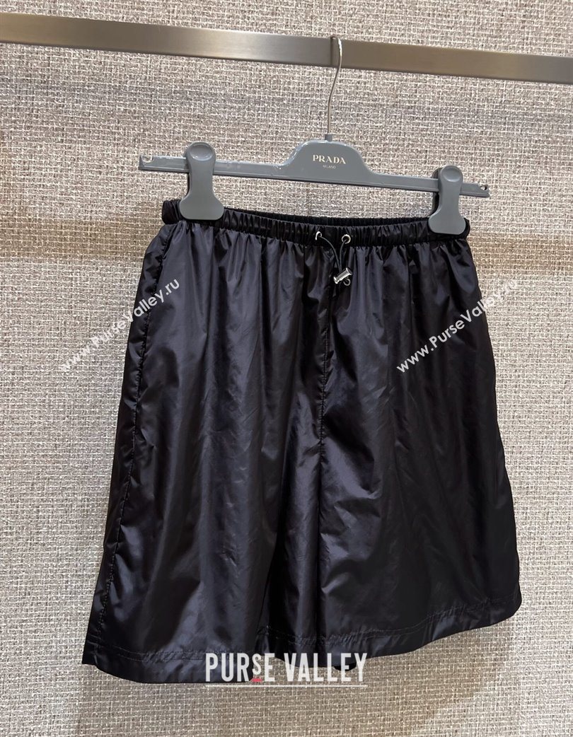 Prada Nylon and Cotton Reversible Shorts Black 2025 0728 (QI-250728024)