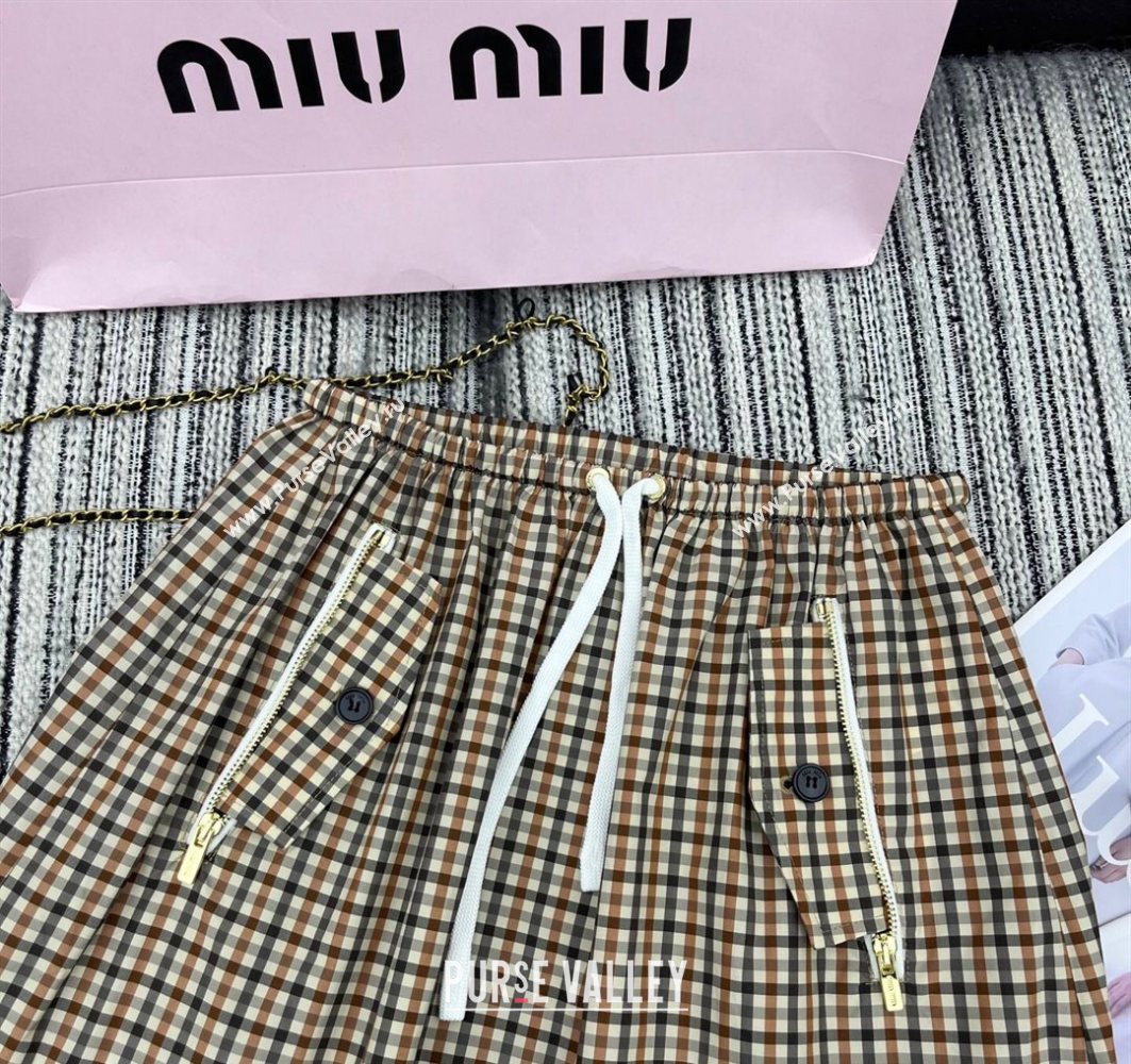 Miu Miu Plaid Shorts Beige/Multicolor 2025 0729 (QI-250729068)