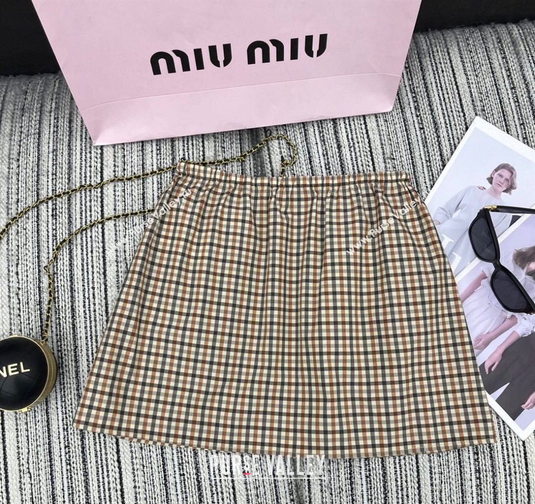 Miu Miu Plaid Shorts Beige/Multicolor 2025 0729 (QI-250729068)