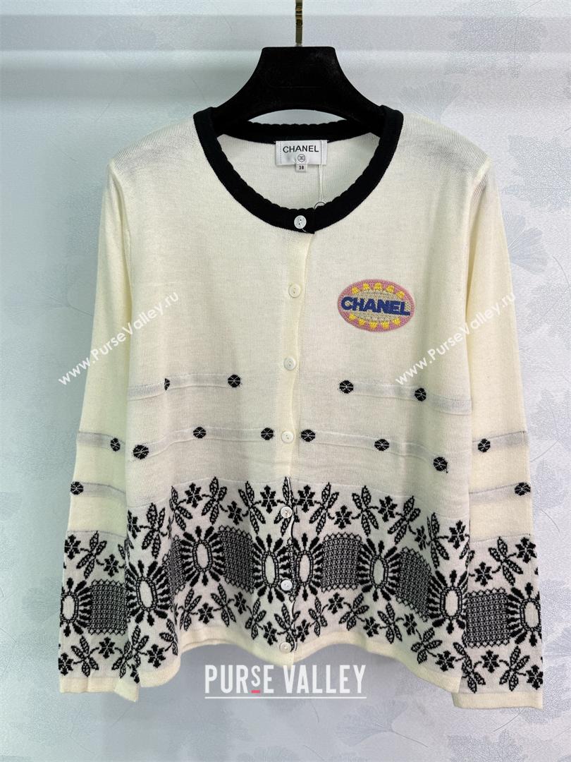 Chanel Wool Knit Cardigan White 2025 0812 (QI-250814129)