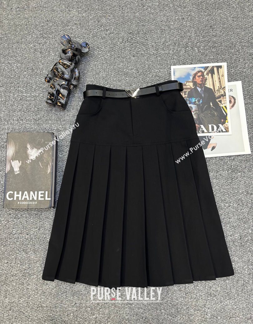 Prada Short Jacket and Skirt Set Black 2025 PR122703 (QI-251227035)