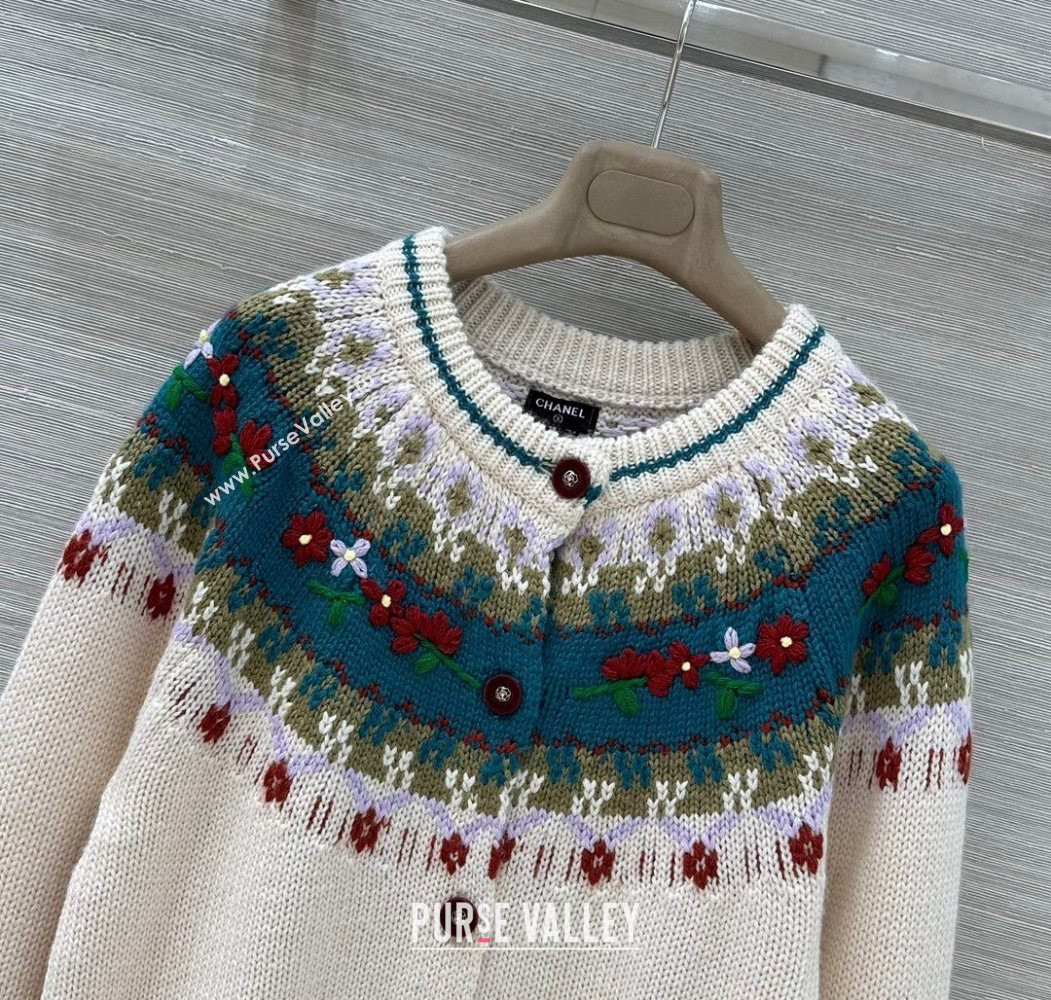 Chanel Cashmere Cardigan with Embroidery White Green 2026 CH011303 (QI-260113059)
