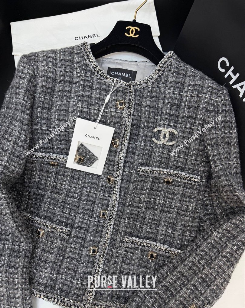 Chanel Tweed Cardigan Grey 2026 CH020602 (QI-260206027)