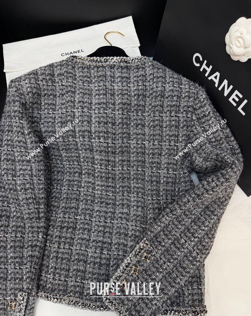 Chanel Tweed Cardigan Grey 2026 CH020602 (QI-260206027)