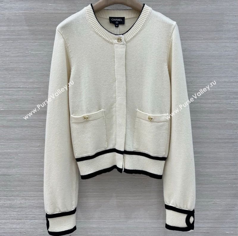 Chanel Cashmere Cardigan White 2026 CH032529 (QI-260325080)