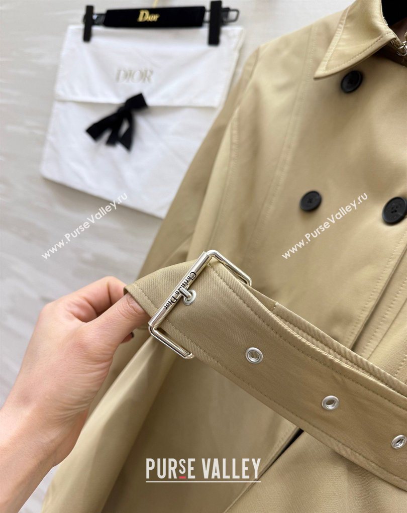 Dior Short Coat Khaki 2026 DR032544 (QI-260325114)