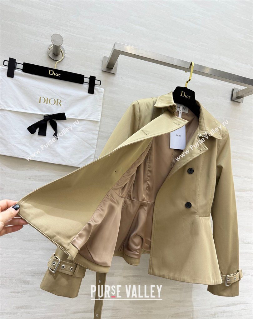 Dior Short Coat Khaki 2026 DR032544 (QI-260325114)