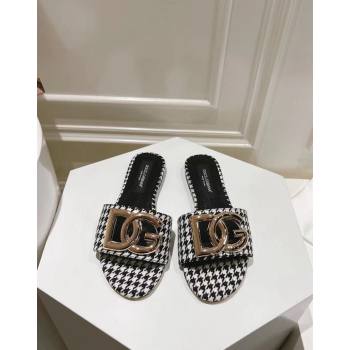 Dolce Gabbana DG Flat Slide Sandals in Houndstooth Fabric Black/White 2024 0725 (MD-240725042)