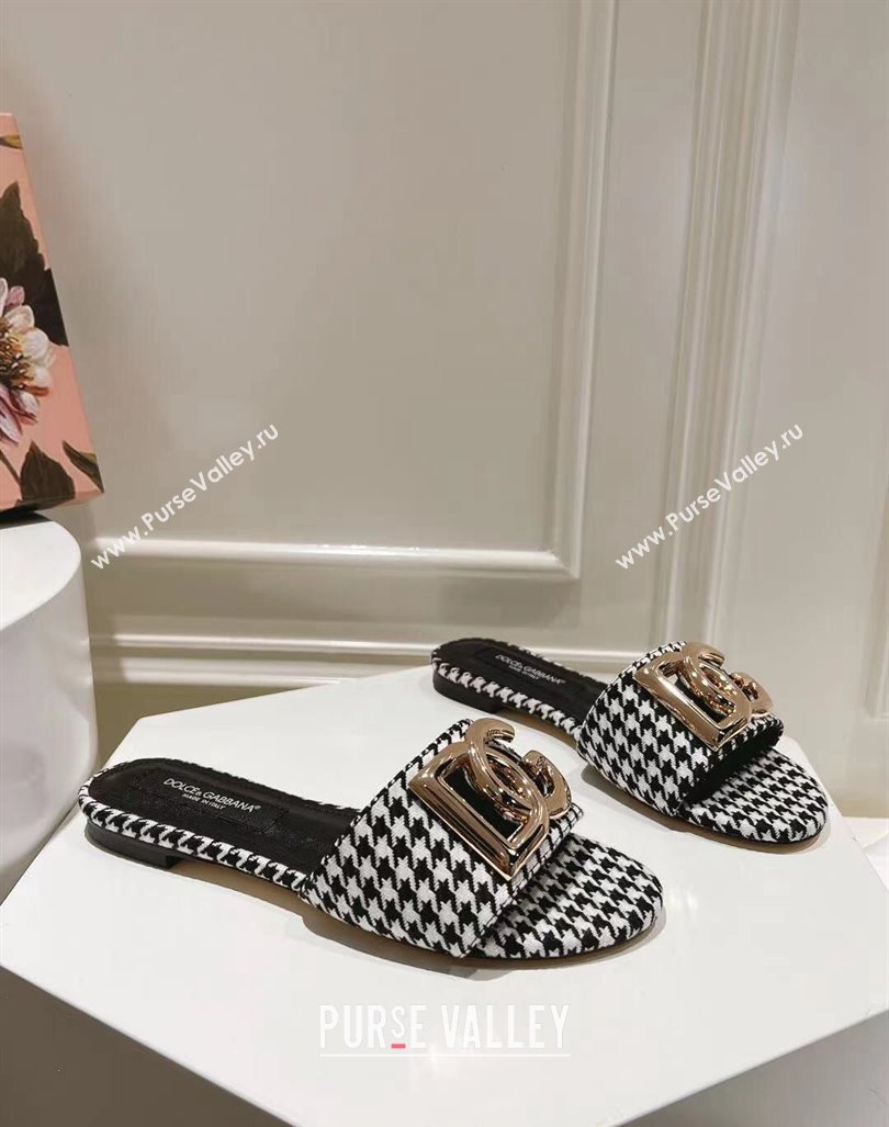 Dolce Gabbana DG Flat Slide Sandals in Houndstooth Fabric Black/White 2024 0725 (MD-240725042)