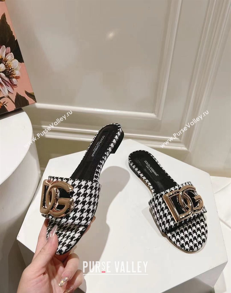 Dolce Gabbana DG Flat Slide Sandals in Houndstooth Fabric Black/White 2024 0725 (MD-240725042)