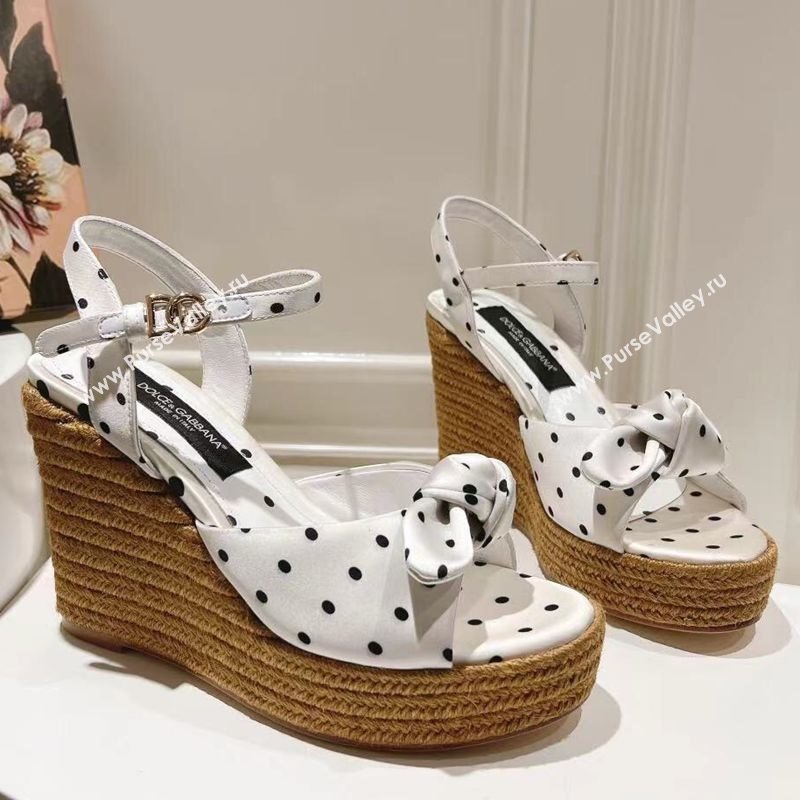 Dolce Gabbana Dotted Fabric Wedge Sandals 10cm with Bow White 2025 0604 (MD-250604140)