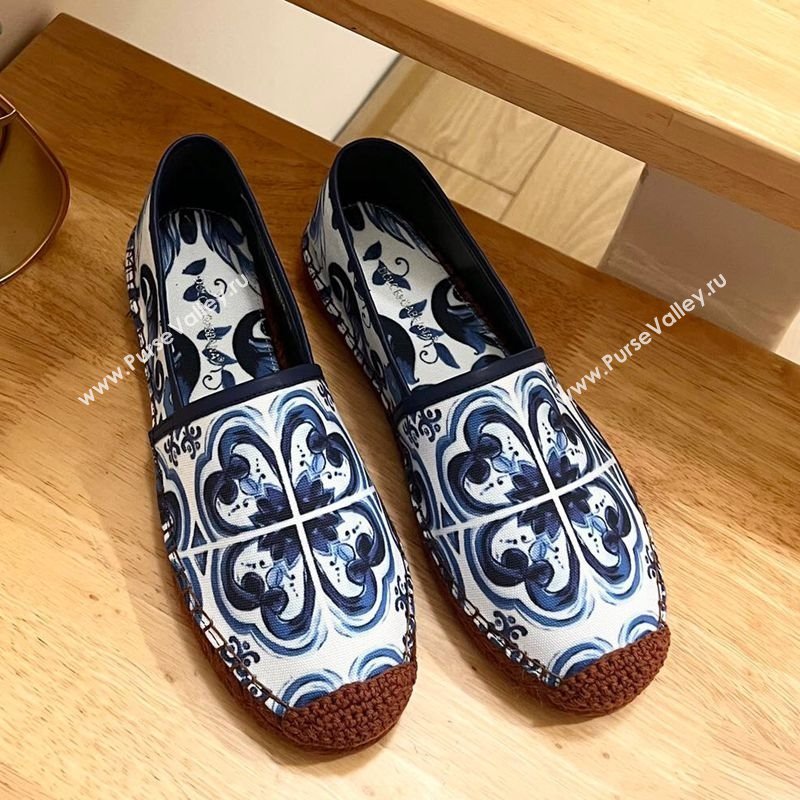 Dolce Gabbana Majolica-print Canvas Espadrilles Flat Blue 2025 (MD-250604143)
