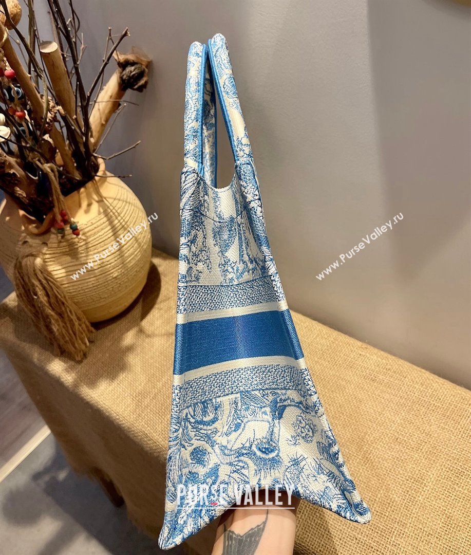 Dior Small Book Tote Bag in Blue Toile de Jouy Embroidery 2021 120147 (XXG-21120147)