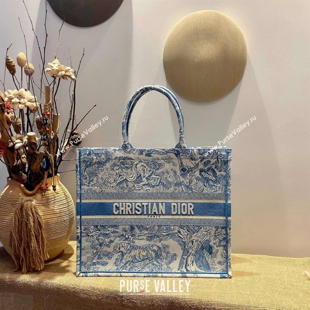 Dior Large Book Tote Bag in Blue Toile de Jouy Embroidery 2021 120148 (XXG-21120148)