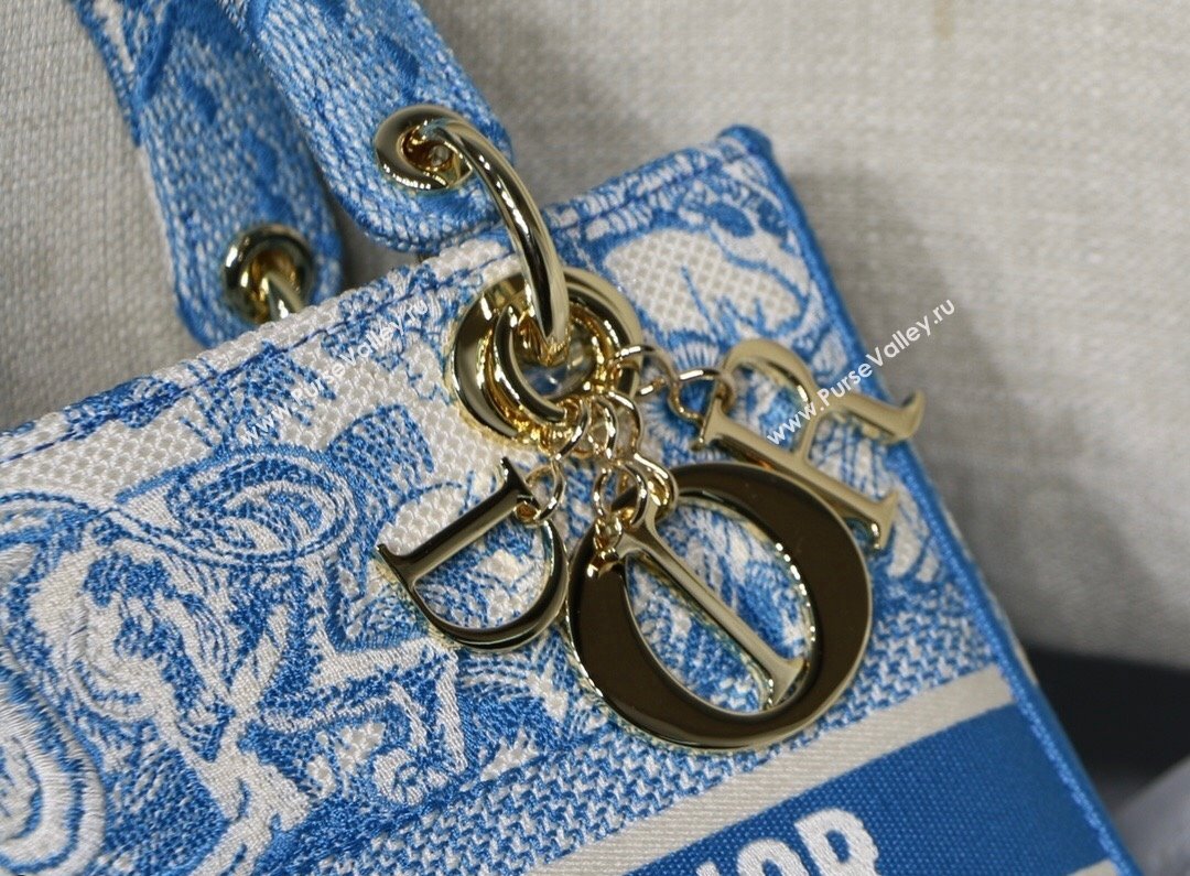 Dior Medium Lady Dior Bag in Cornflower Blue Toile de Jouy Embroidery 2021 (XXG-21120152)
