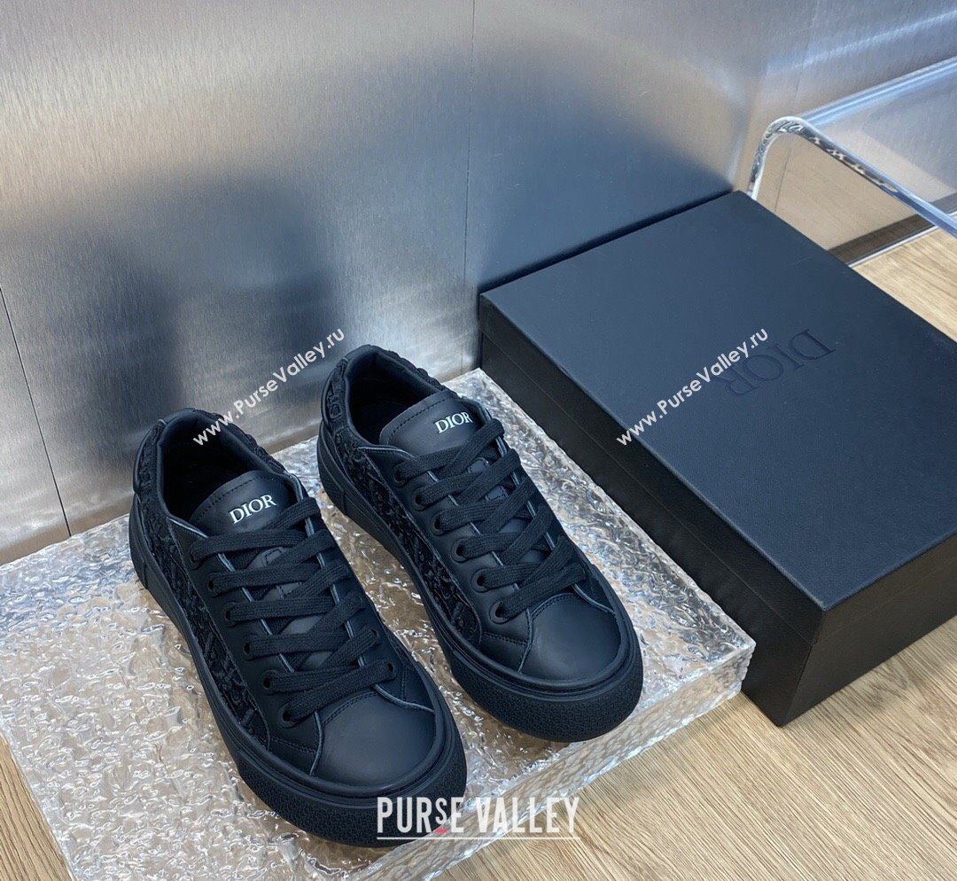 Dior B33 Low-top Sneakers in Black Smooth Calfskin and Oblique Raised Embroidery 2023 (MD-231103088)