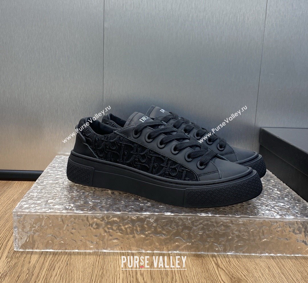 Dior B33 Low-top Sneakers in Black Smooth Calfskin and Oblique Raised Embroidery 2023 (MD-231103088)