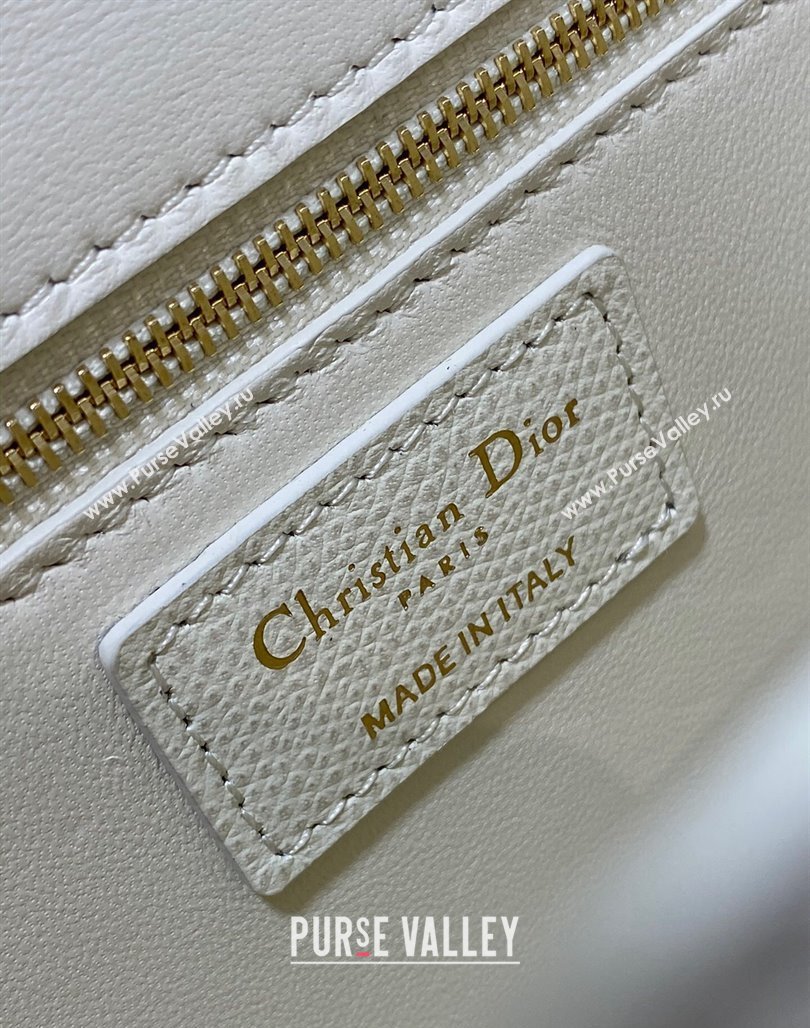 Dior 30 Montaigne Bag in Grained Calfskin White 2023 DR111502 (BF-231115026)