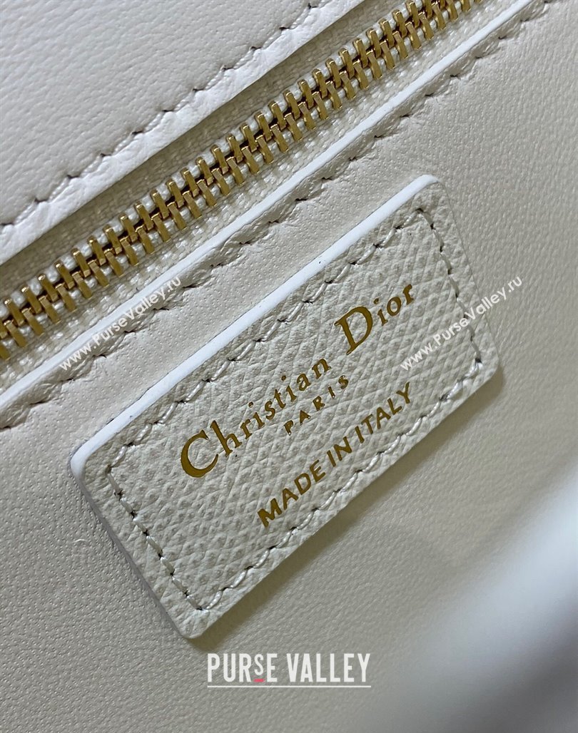 Dior 30 Montaigne Bag in Grained Calfskin White 2023 DR111502 (BF-231115026)