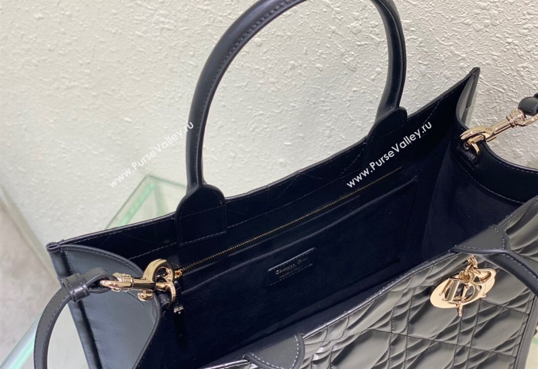 Dior Medium Tote Bag in Black Cannage Calfskin 2023 DR111501 (BF-231115017)