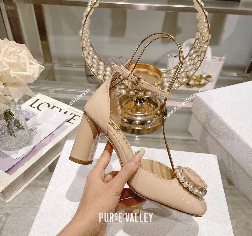 Dior Rose Pumps 3.5cm in Nude Patent Calfskin and White Resin Pearls 2024 (MD-240106045)