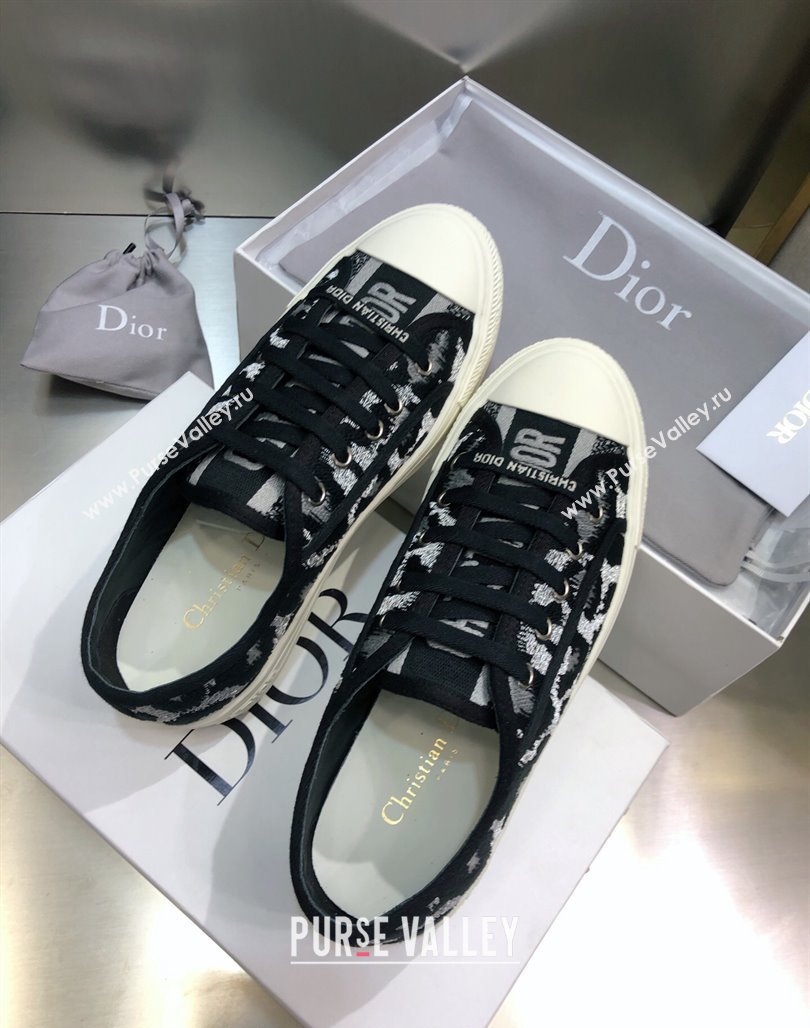 Dior WalknDior Sneakers in Embroidered Cotton Silver/Black 21 2024 0226 (MD-240226021)