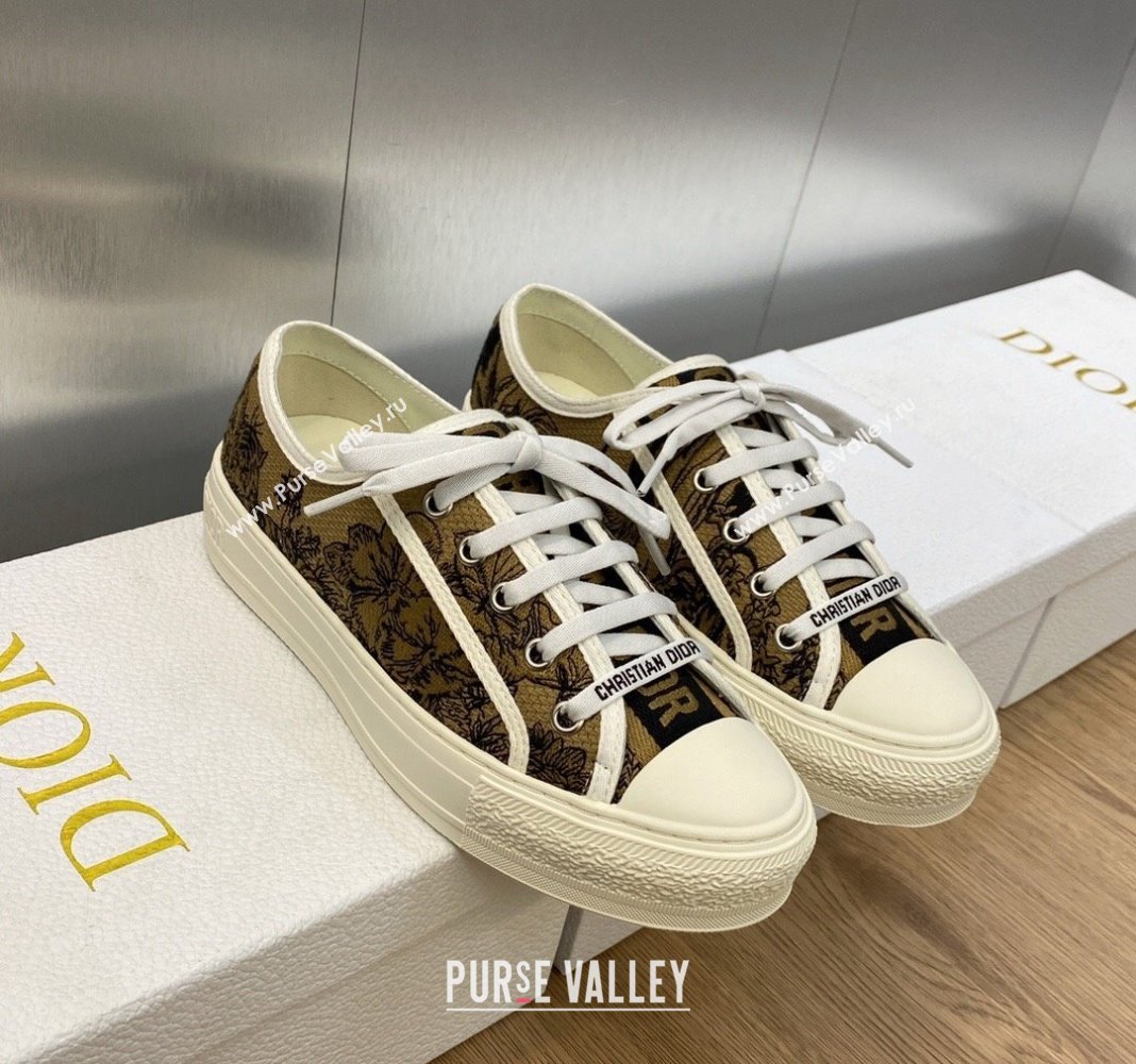 Dior WalknDiorSneakers in Embroidered Cotton Beige 03 2024 0226 (MD-240226003)