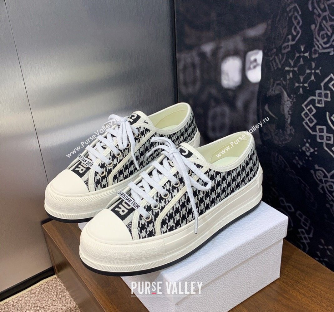 Dior WalknDior Platform Sneakers in White and Black Houndstooth Embroidered Cotton 2024 0226 (MD-240226001)