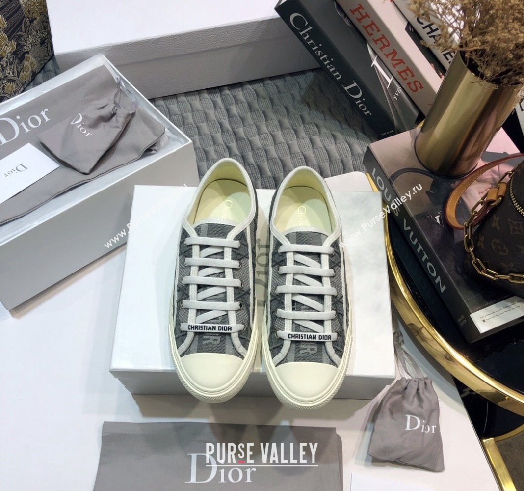Dior WalknDior Sneakers in Cannage Embroidered Cotton Grey 37 2024 0226 (MD-240226037)