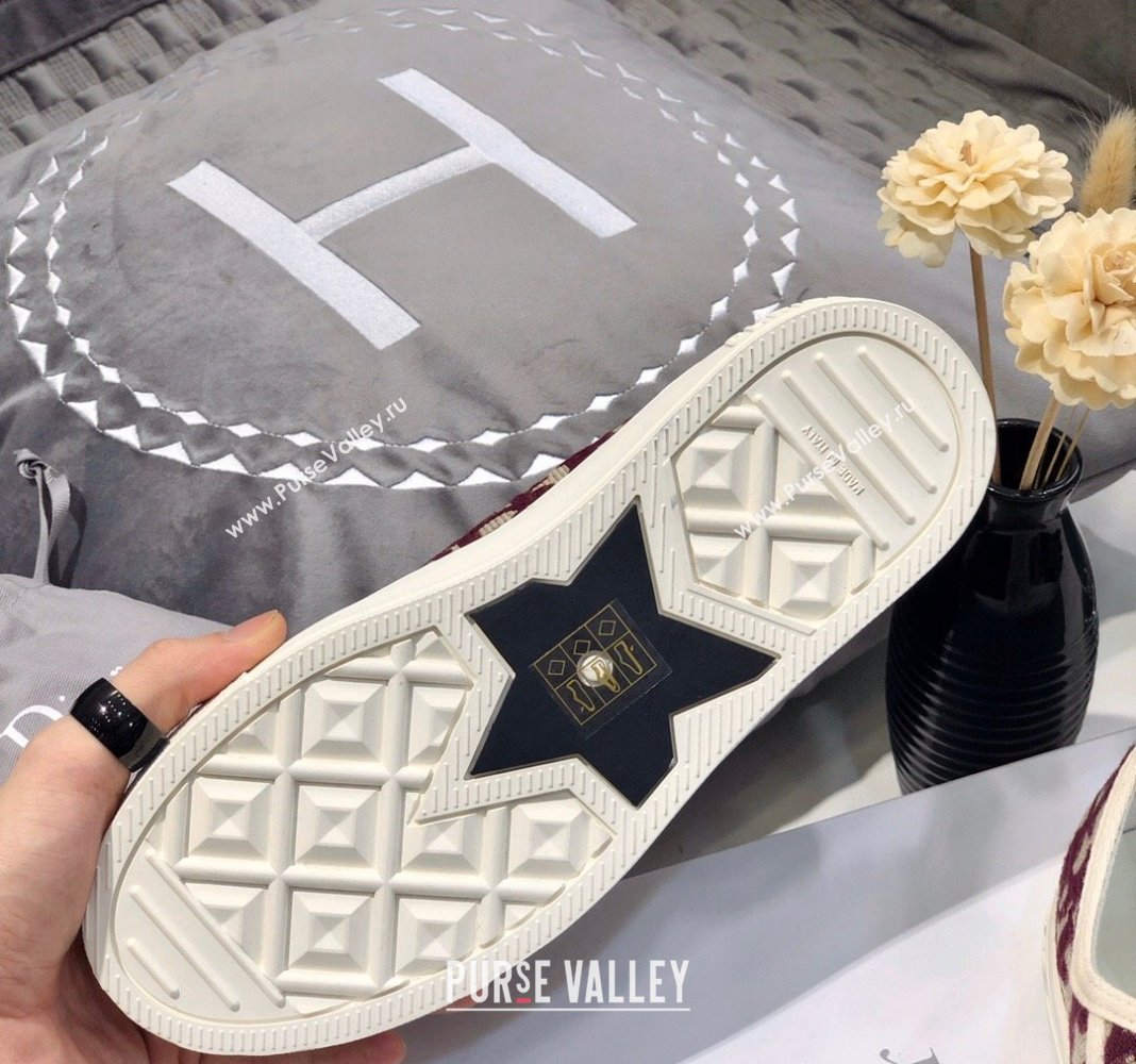 Dior WalknDior Sneakers in Oblique Embroidered Cotton Burgundy 2024 0226 (MD-240226046)
