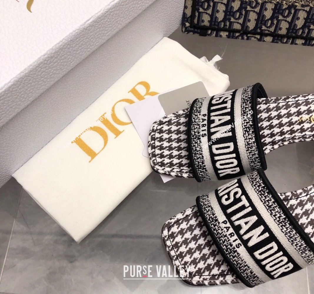 Dior Dway Heel Slide Sandals 3.5cm in Black and White Micro-Houndstooth Embroidered Cotton 2024 0326 (MD-240326013)