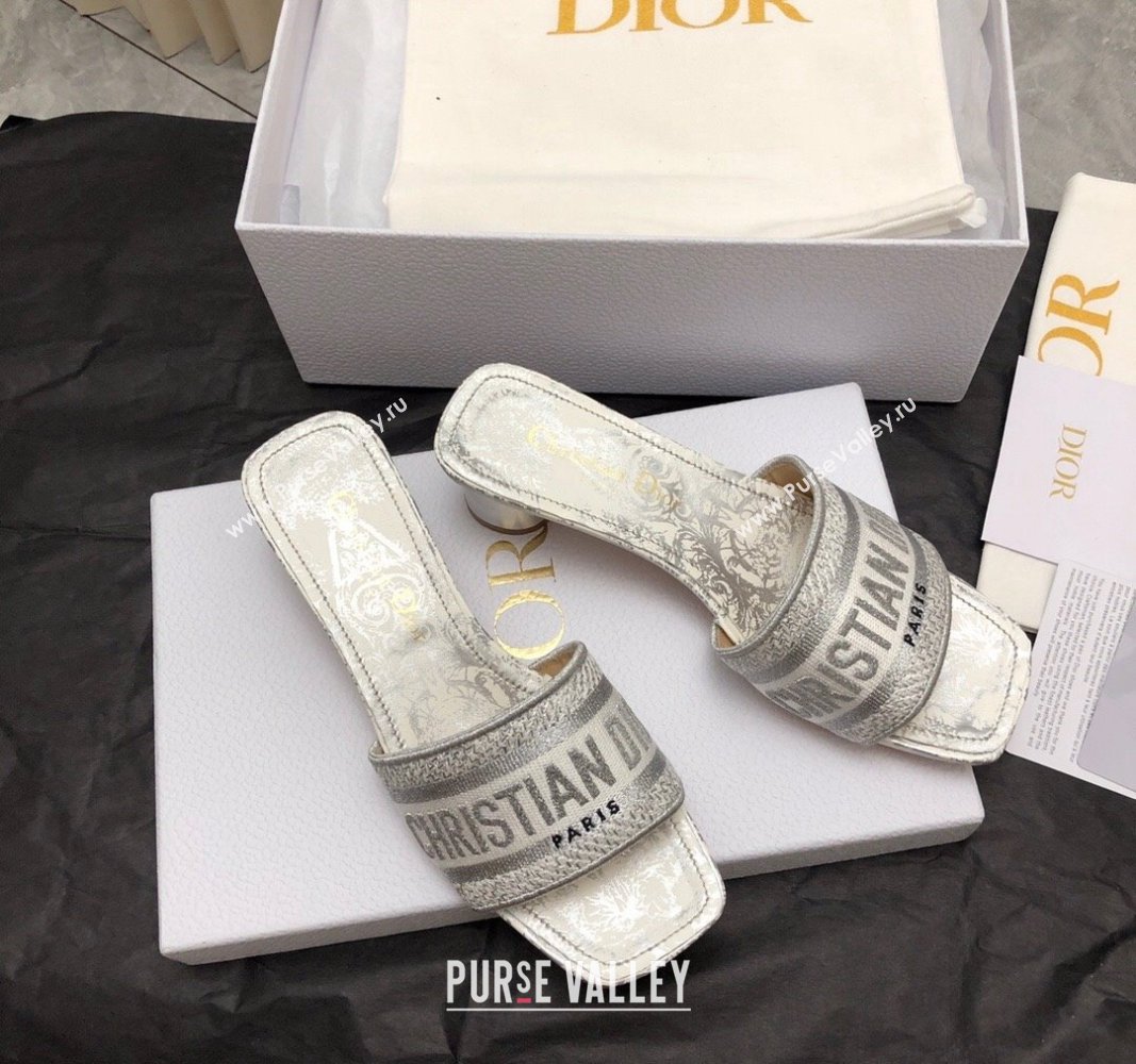 Dior Dway Heel Slide Sandals 3.5cm in Silver-Tone Embroidered Cotton 2024 0326 (MD-240326014)