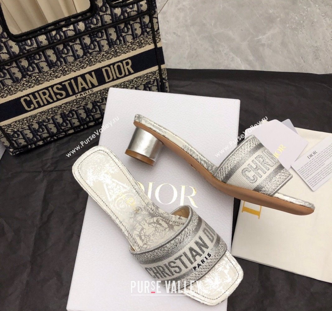 Dior Dway Heel Slide Sandals 3.5cm in Silver-Tone Embroidered Cotton 2024 0326 (MD-240326014)