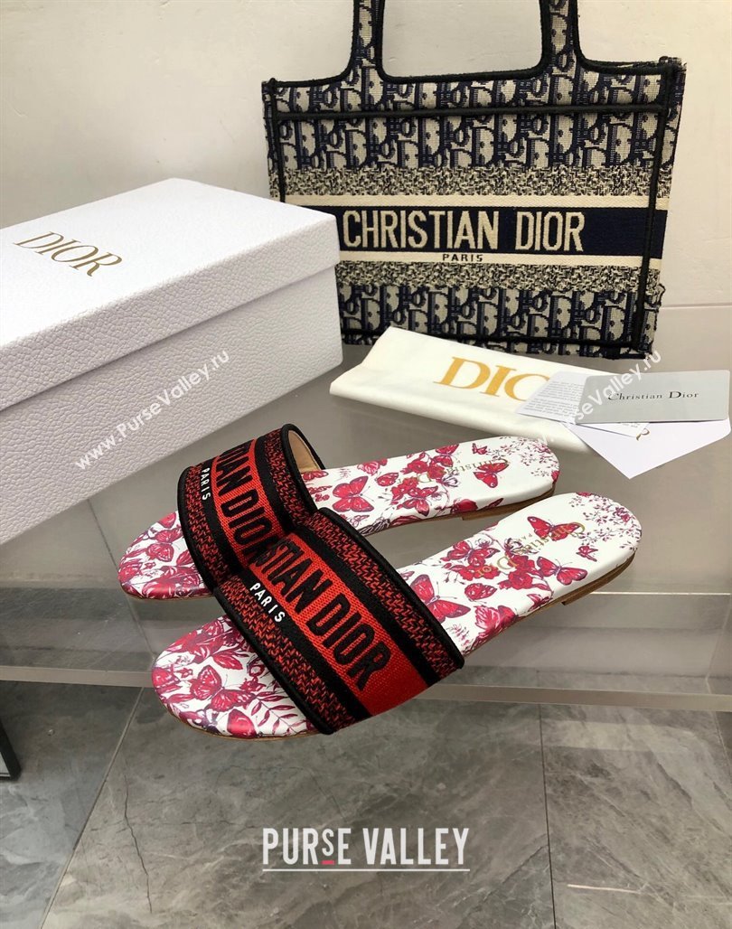 Dior Dway Flat Slide Sandals in White and Red Embroidered Cotton with Le Cœur des Papillons Motif 2024 NO.156 (MD-240326023)