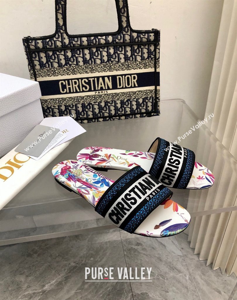 Dior Dway Flat Slide Sandals in White Multicolor Embroidered Cotton with Toile de Jouy Fantastica Motif NO.155 (MD-240326024)