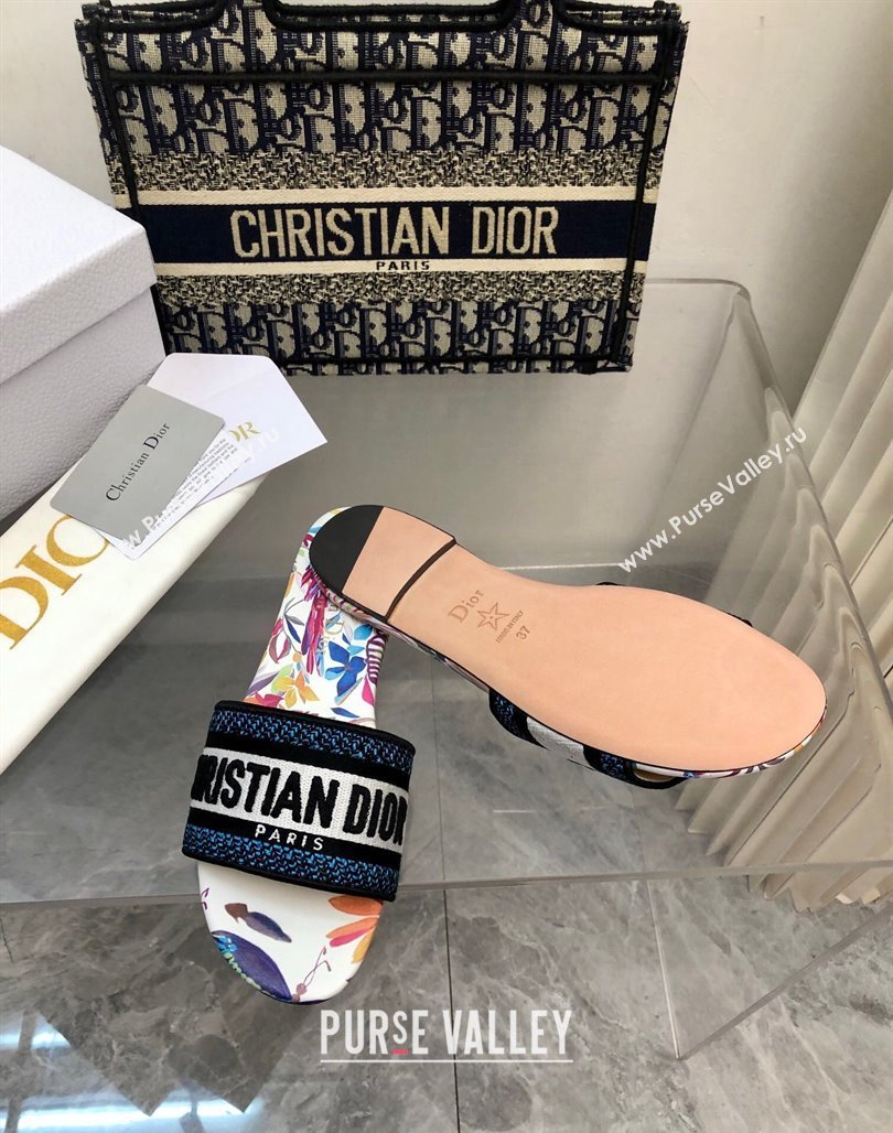 Dior Dway Flat Slide Sandals in White Multicolor Embroidered Cotton with Toile de Jouy Fantastica Motif NO.155 (MD-240326024)