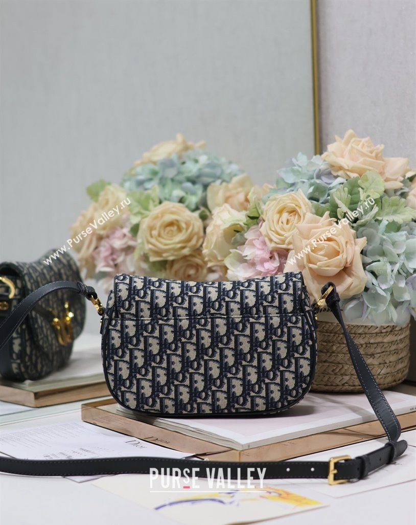 Dior Small CD Besace Shoulder Bag in Blue Dior Oblique Jacquard 2024 (BF-240415063)