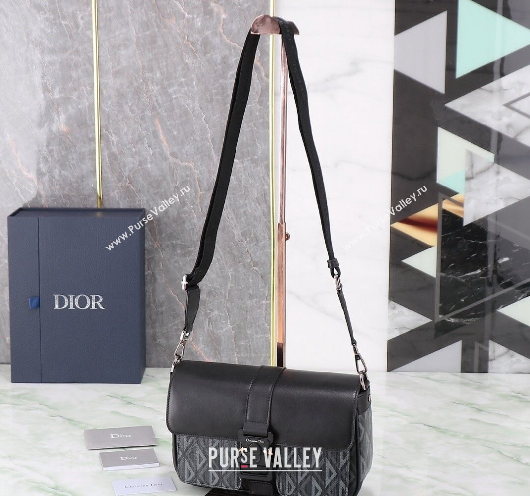 Dior Mens Hit the Road Bag with Strap in CD Diamond Canvas and Calfskin Black 2024 (BF-240415066)