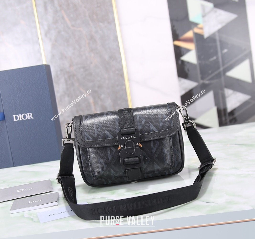 Dior Mens Mini Hit the Road Bag in CD Diamond Canvas Black 2024 (BF-240415068)