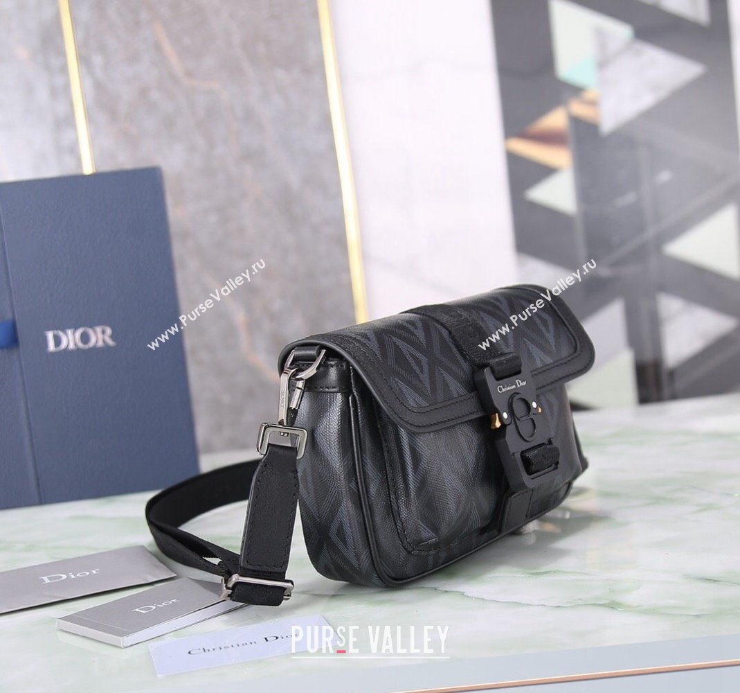Dior Mens Mini Hit the Road Bag in CD Diamond Canvas Black 2024 (BF-240415068)