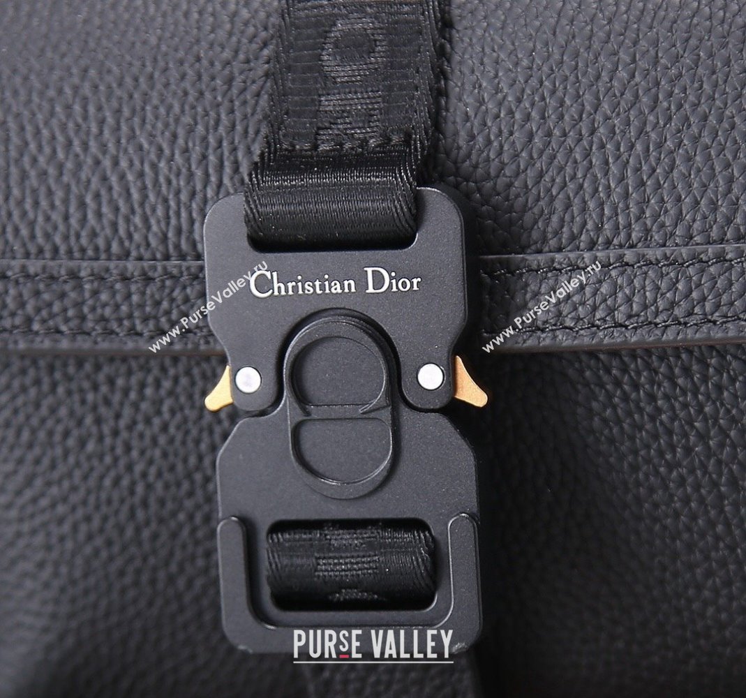 Dior Mens Mini Hit the Road Bag in Black Grained Calfskin 2024 (BF-240415071)