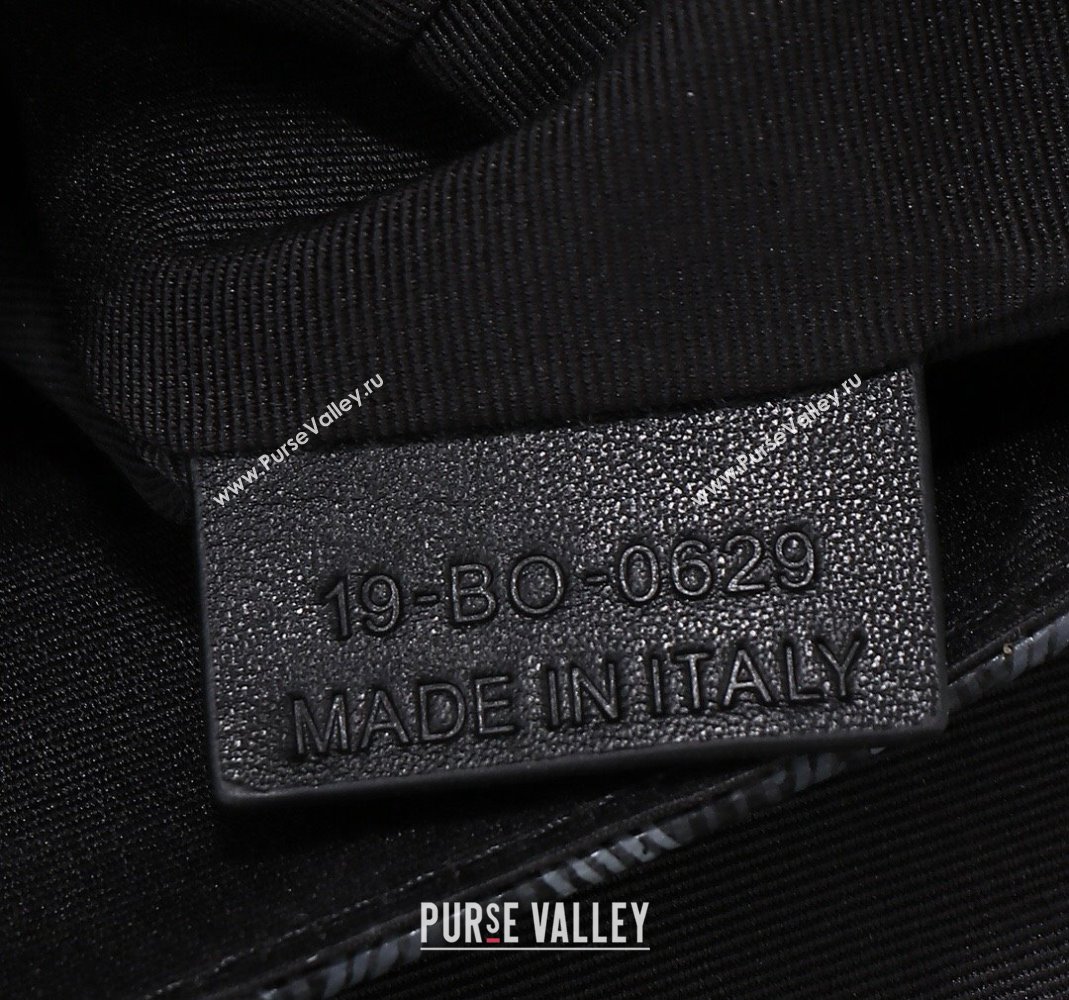 Dior Mens Hit the Road Bag with Strap in CD Diamond Canvas Black 202402 (BF-240415072)