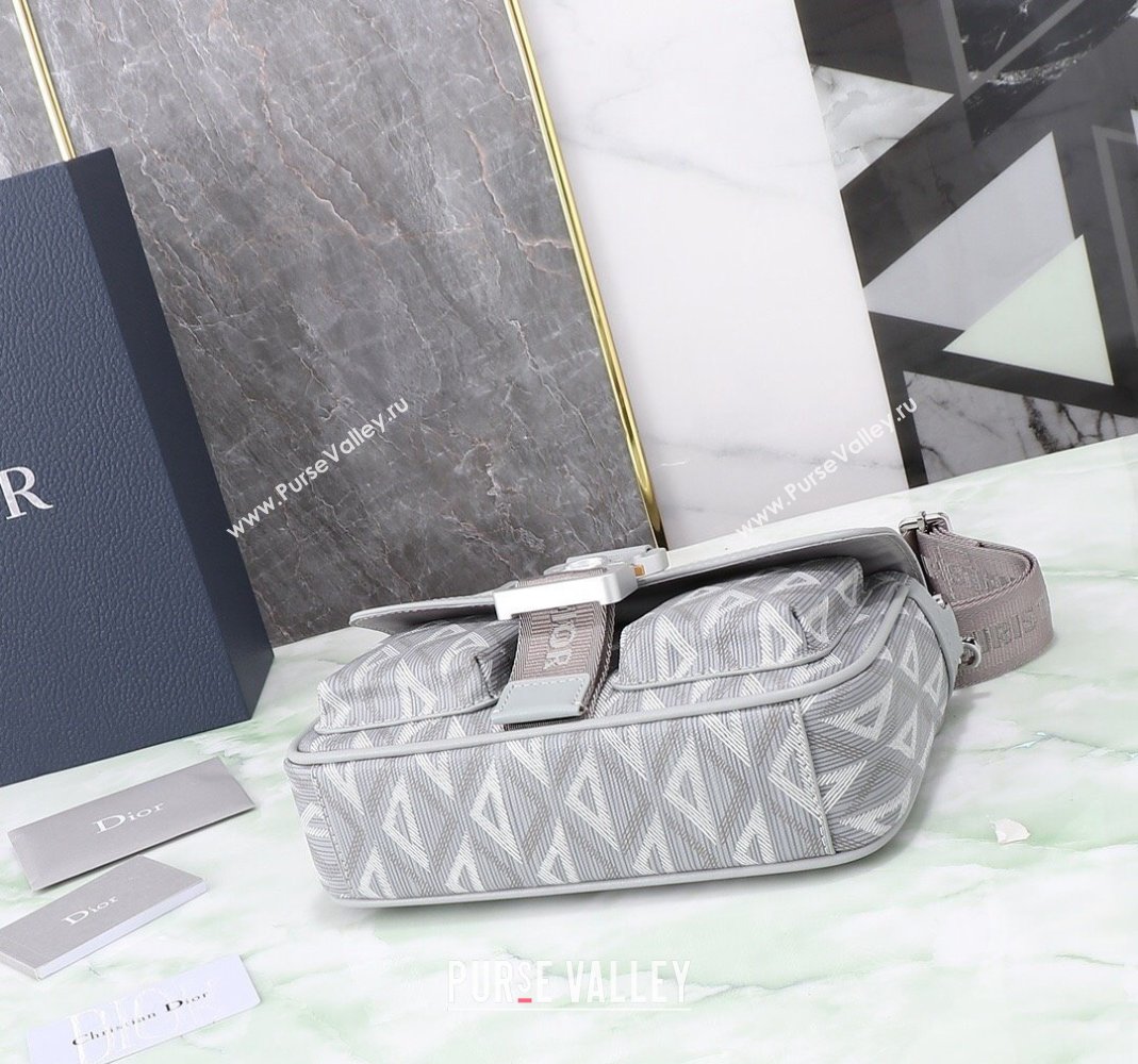Dior Mens Hit the Road Bag with Strap in CD Diamond Canvas Light Grey 202402 (BF-240415073)