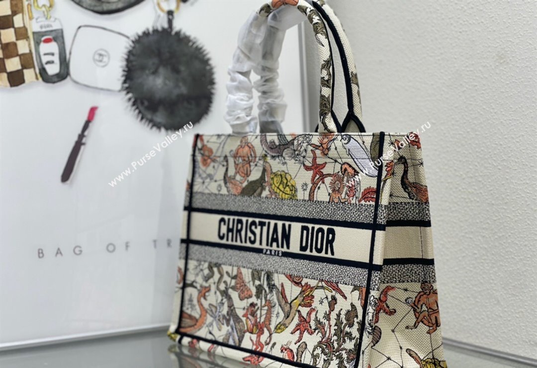 Dior Medium Book Tote Bag Bag in White Multicolor Animaux Fantastiques Embroidery 2024 (DMZ-240415081)