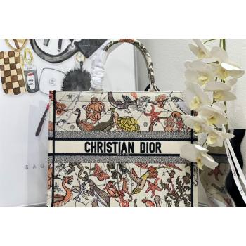 Dior Large Book Tote Bag Bag in White Multicolor Animaux Fantastiques Embroidery 2024 (DMZ-240415082)