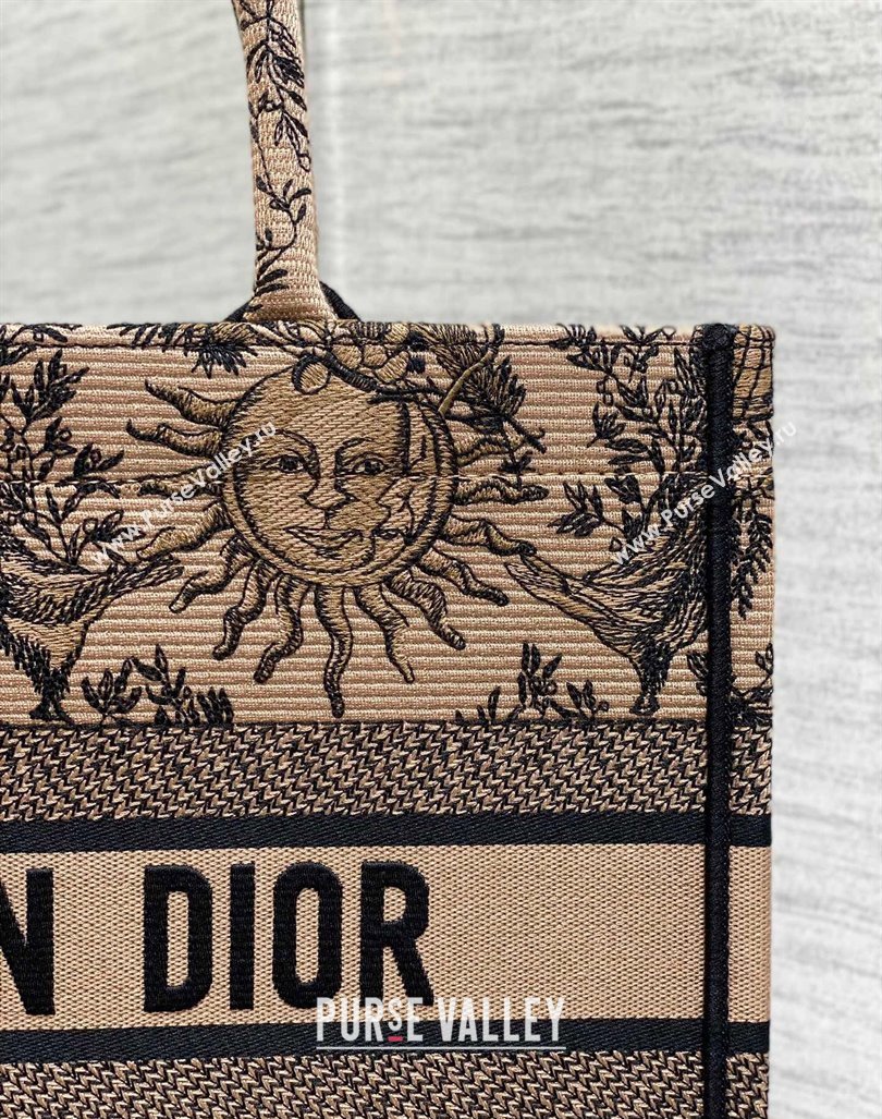 Dior Medium Book Tote Bag Bag in Toile de Jouy Soleil Embroidery Beige/Black 2024 (BF-240415084)