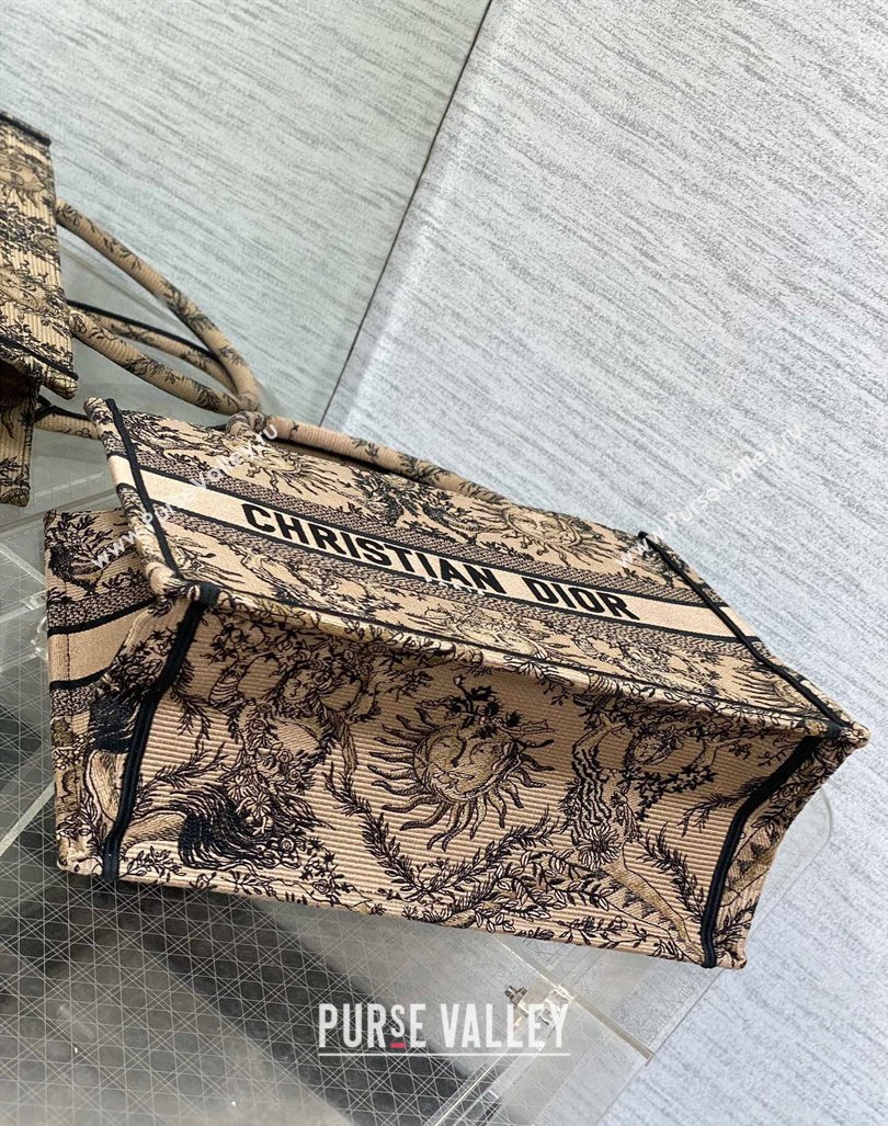 Dior Medium Book Tote Bag Bag in Toile de Jouy Soleil Embroidery Beige/Black 2024 (BF-240415084)