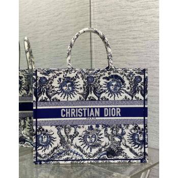 Dior Large Book Tote Bag Bag in Toile de Jouy Soleil Embroidery White/Blue 2024 (XXG-240415086)