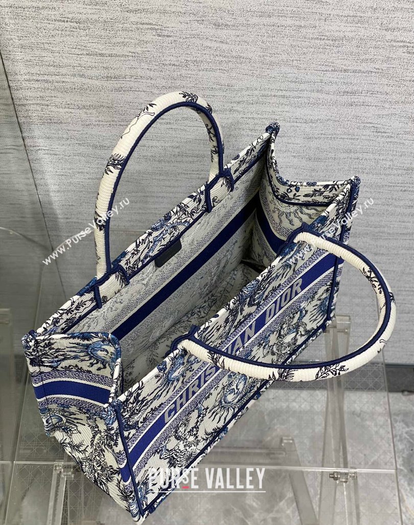 Dior Medium Book Tote Bag Bag in Toile de Jouy Soleil Embroidery White/Blue 2024 (BF-240415087)