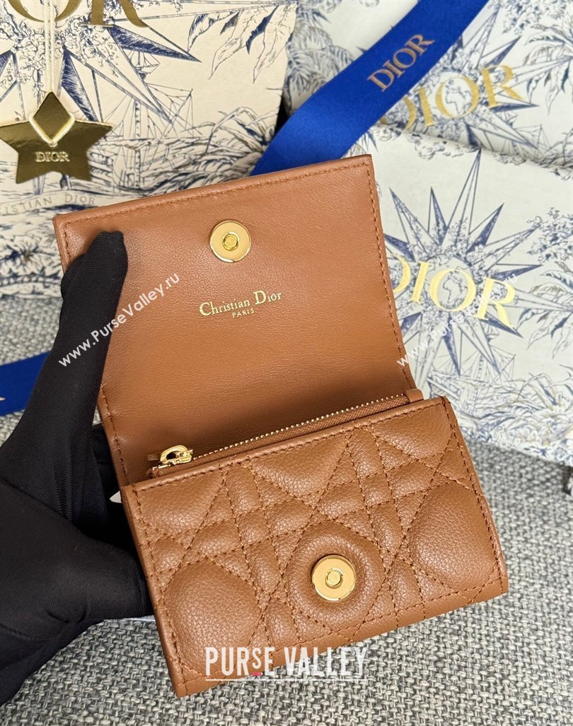 Dior Caro Glycine Card Pouch Wallet in Cannage Grained Calfskin Brown 2024 0415 (XXG-240415117)